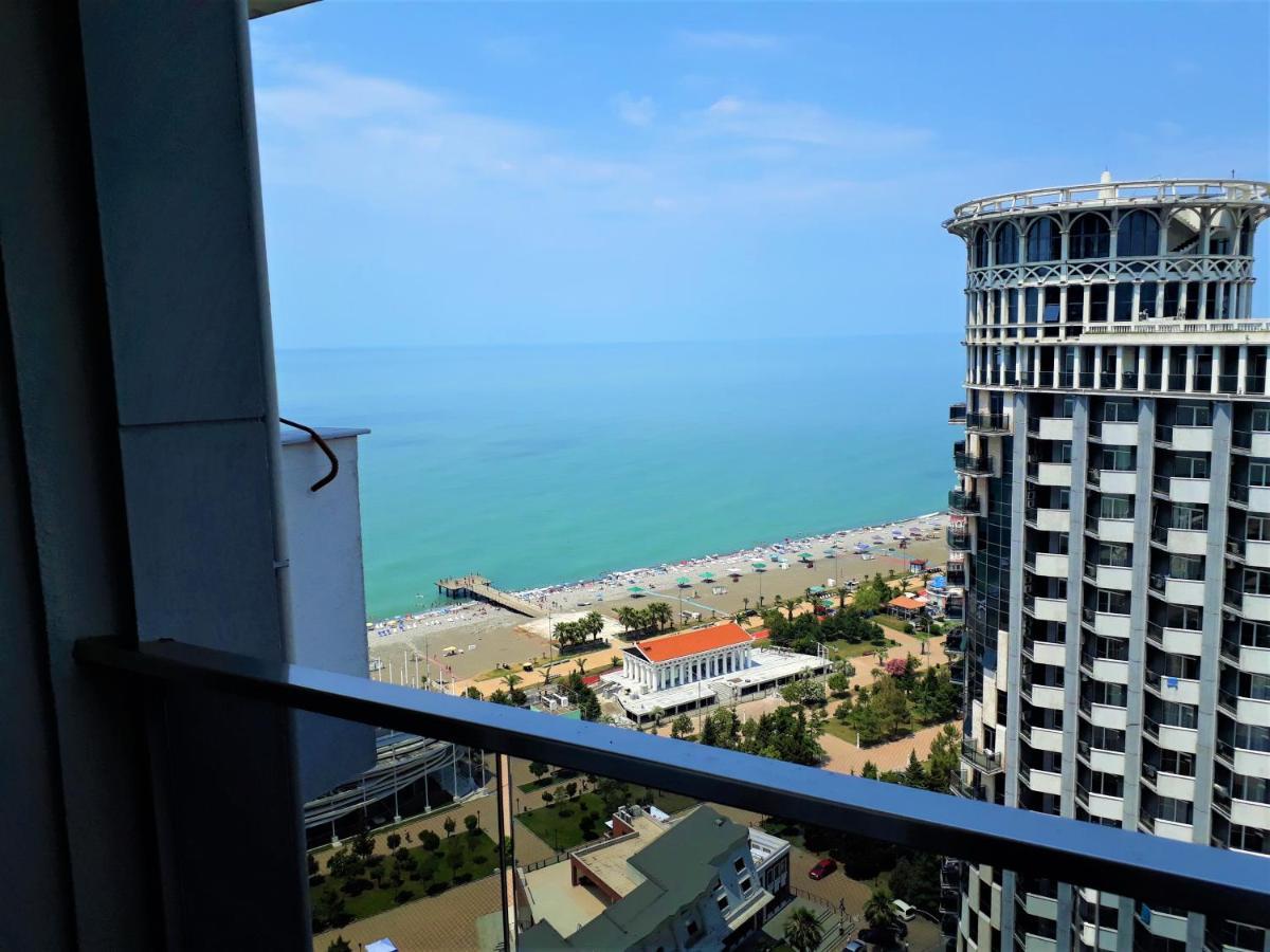 Orbi Lux Apartment บาทูมิ ภายนอก รูปภาพ
