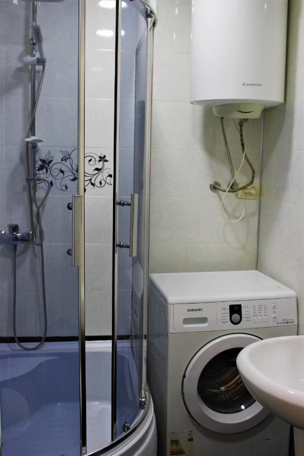 Orbi Lux Apartment บาทูมิ ภายนอก รูปภาพ