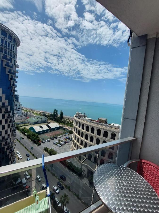 Orbi Lux Apartment บาทูมิ ภายนอก รูปภาพ