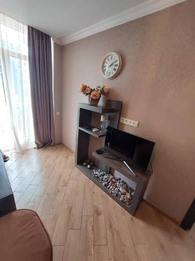Orbi Lux Apartment บาทูมิ ภายนอก รูปภาพ