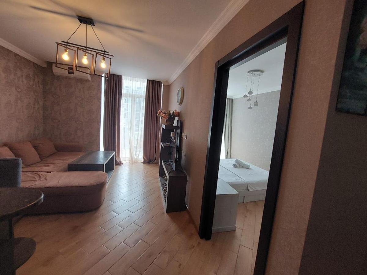 Orbi Lux Apartment บาทูมิ ภายนอก รูปภาพ